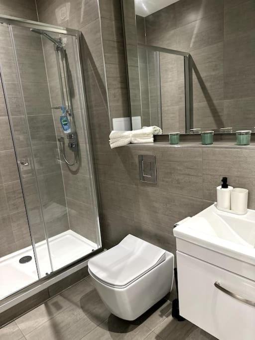 Studio Apartment In Milton Keynes Exterior foto